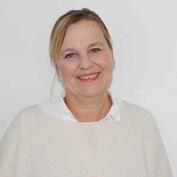 Frau Susanne Wiedmann